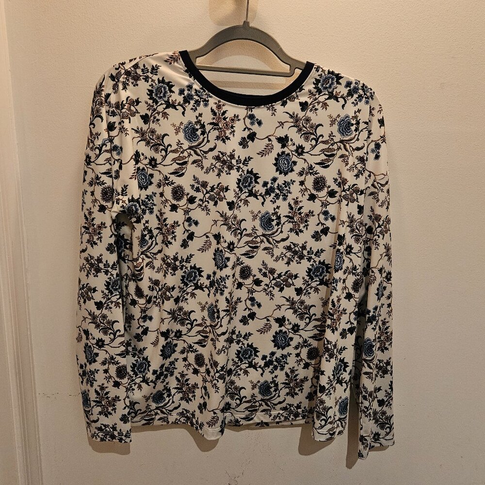 LAST CHANCE Tuckernuck Sport White Wildflower Top
